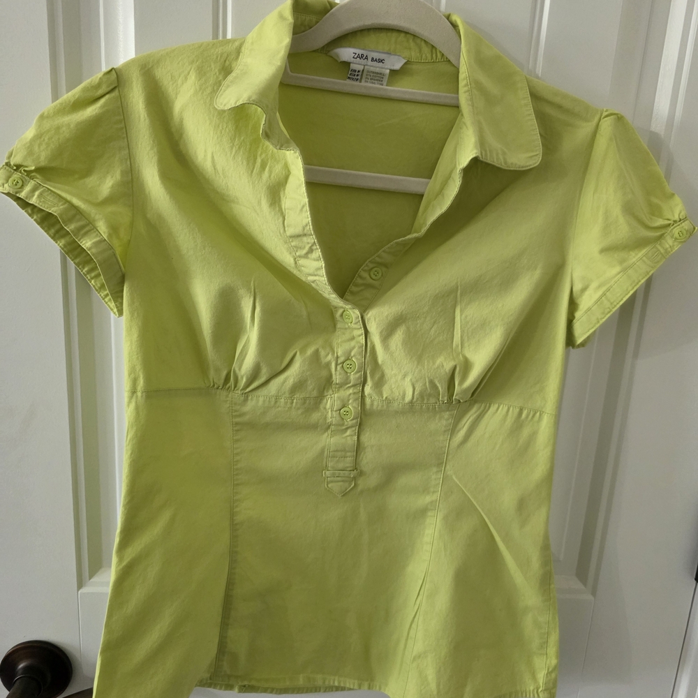 Zara Women's Lime Green Button-Up Top,  Size Medium